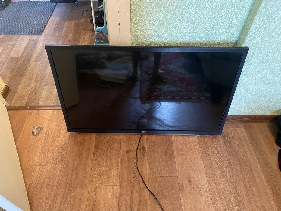 Продам телевизор