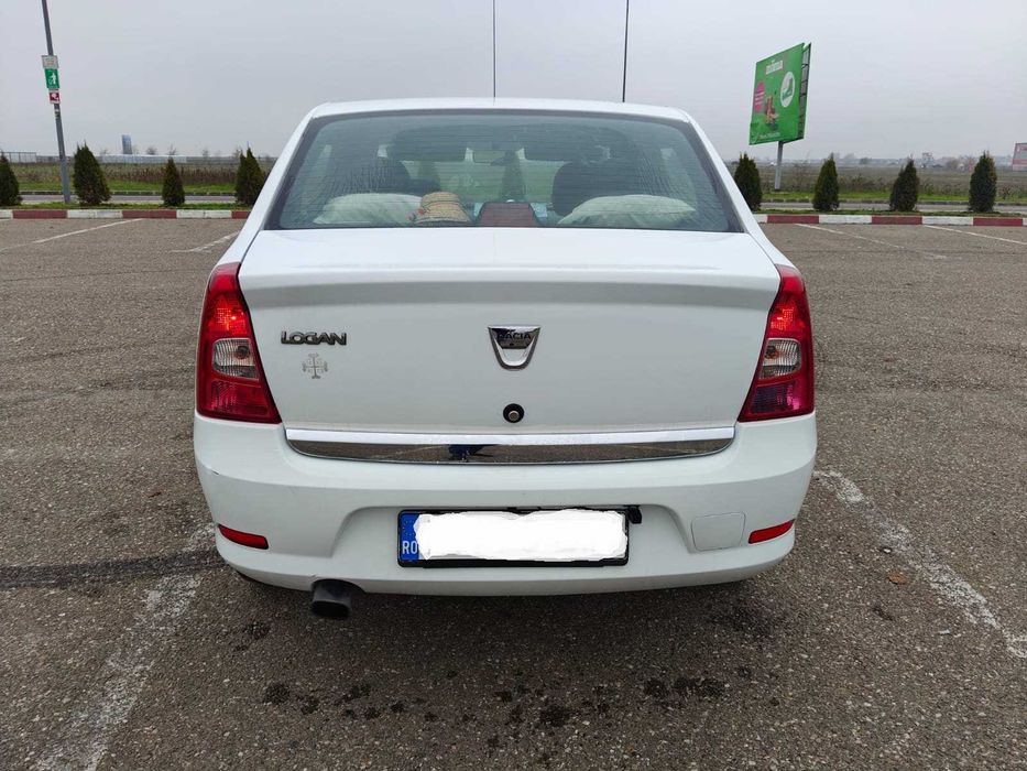 Dacia Logan 1.6, 2012