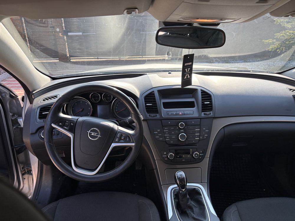 Opel Insignia 2.0 160CP