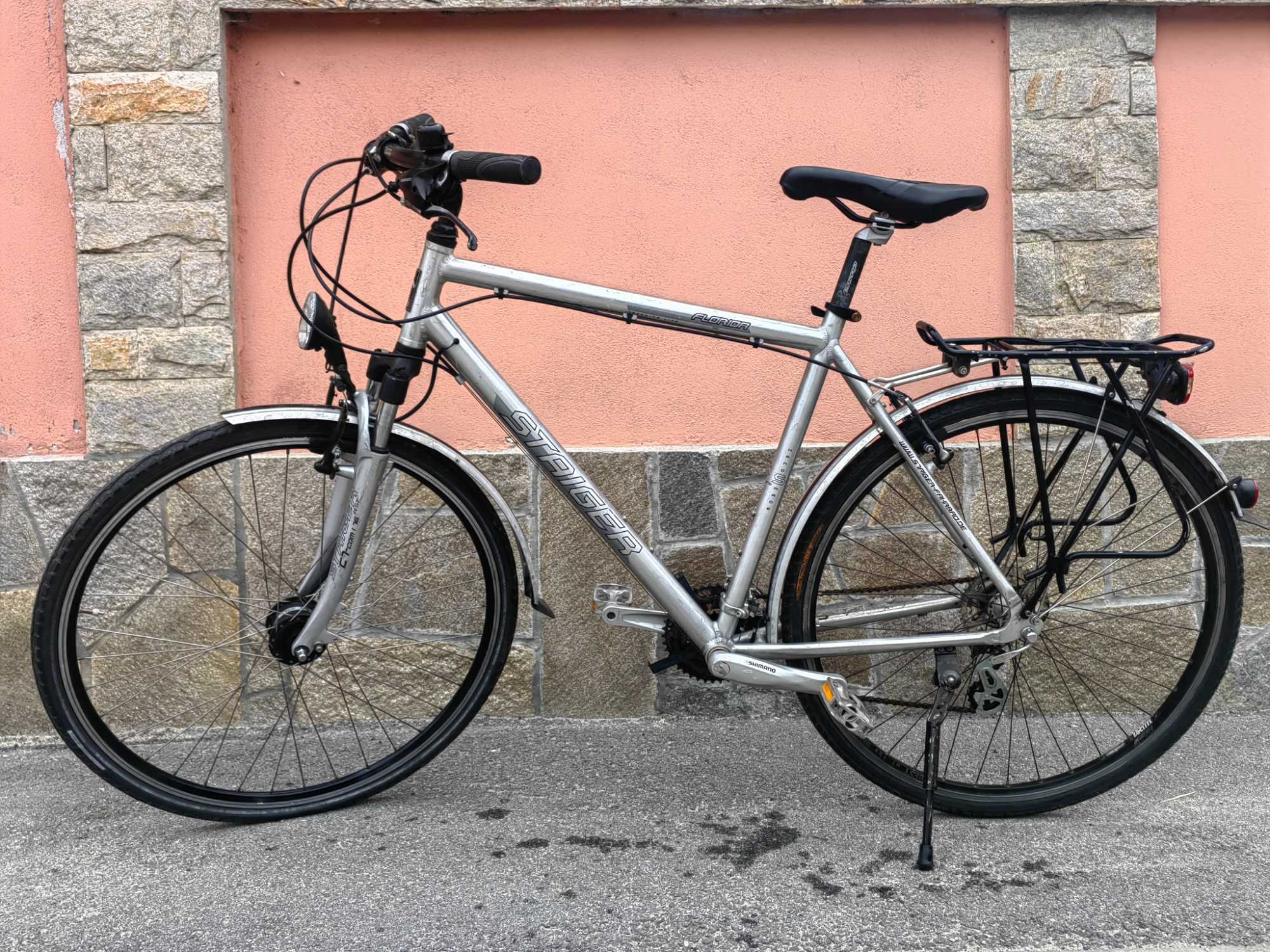 28" Staiger, L размер, градски алуминиев трекинг велосипед