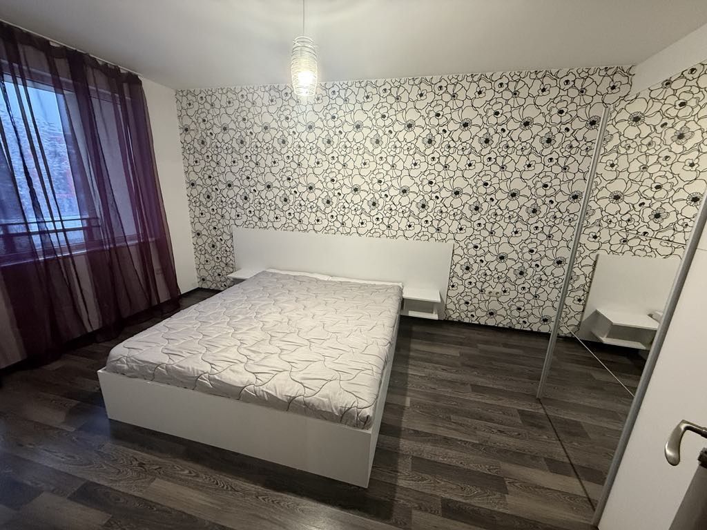 Дава се под наем Тристаен апартамент в Габрово, Център - 100 кв.м за 408 € - Снимка #3