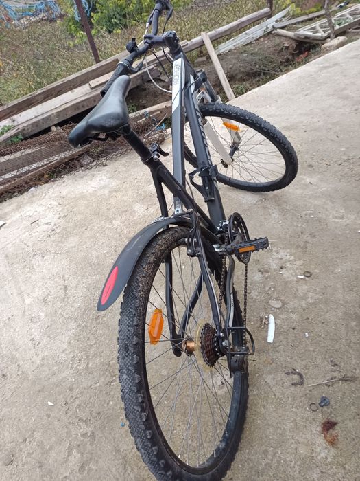 Bicicleta de vânzare