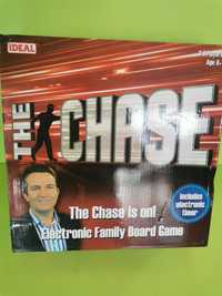 Joc de divertisment interactiv The Chase. Un joc distractiv.