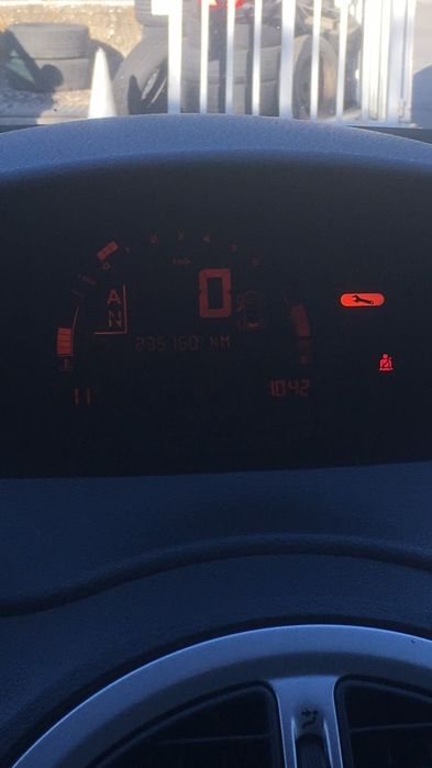 рено модус Renault modus 1.5 dci само на части