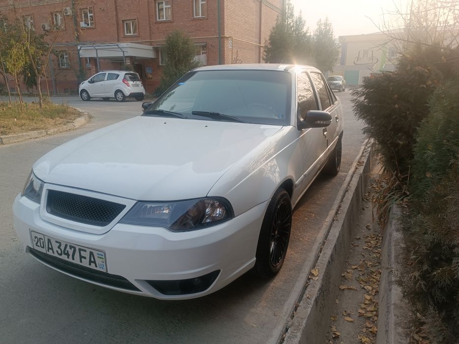 Нексия 2. Срочно сотилади.