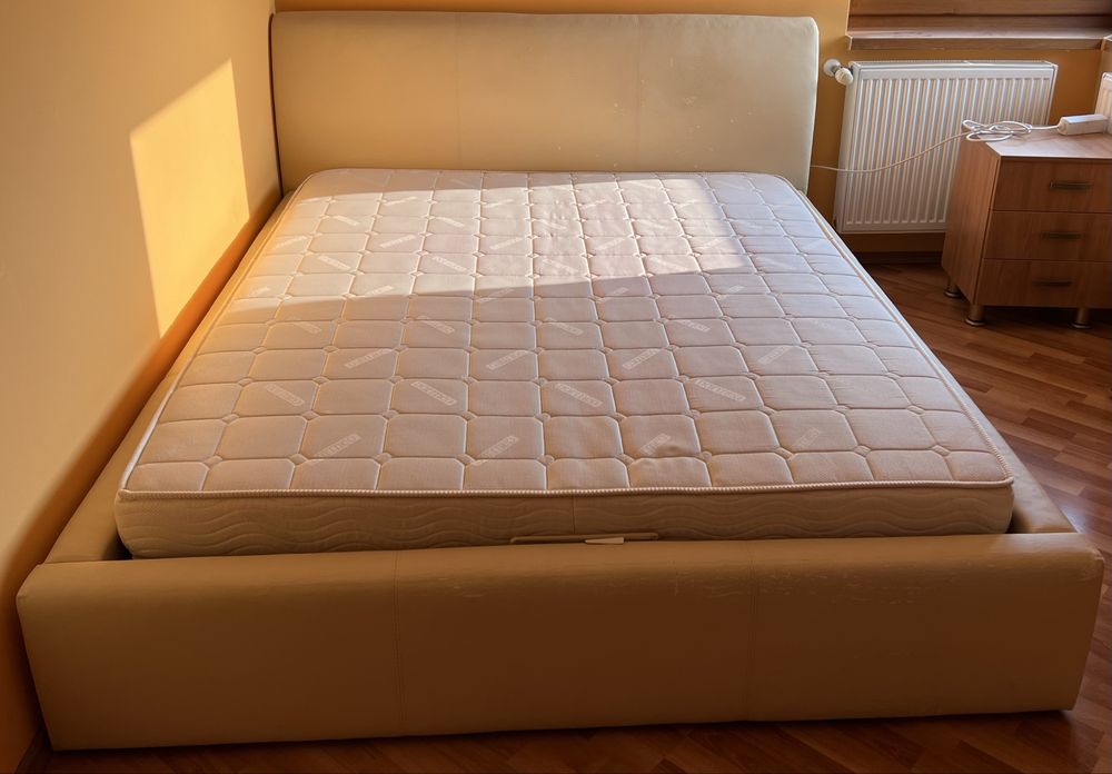 PAT Confort Dimensiune 1,6mX2M,inclusiv Saltea DORMEO , Telescopic