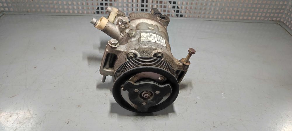 Compresor clima vw volkswagen golf 6 hatchback 1.2 CBZB cod 5K0820803G