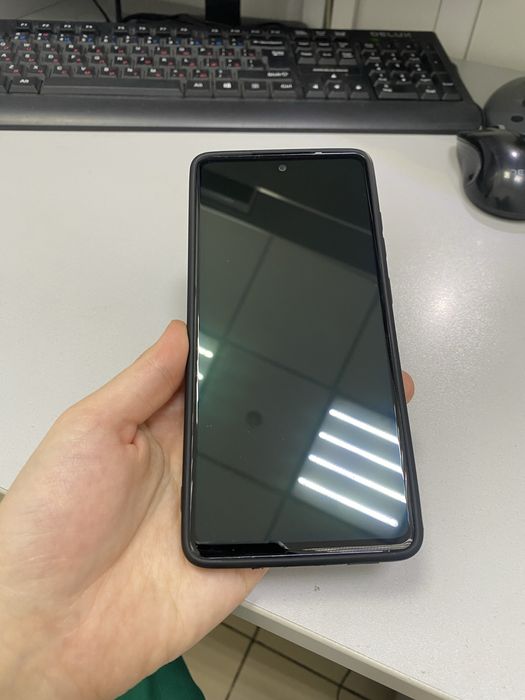 Продам Samsaung S20 Fe