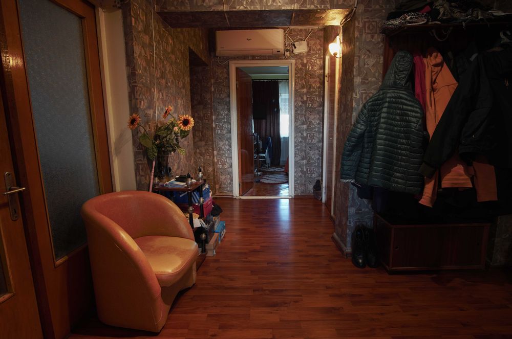 Particular, apartament 3 decomandate, Calea Bucuresti - Dezrobirii