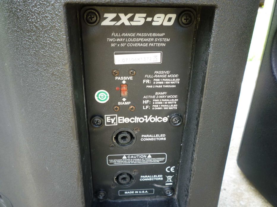 boxe  electro-voice   zx5-90 made  in  usa