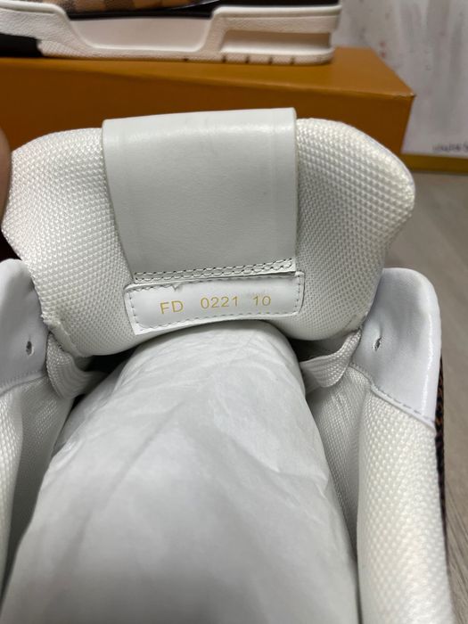 Adidasi Louis Vuitton Premium