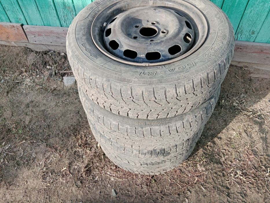Продаю шины с дисками