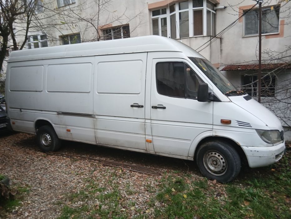 Vând Sprinter 311 an 2003