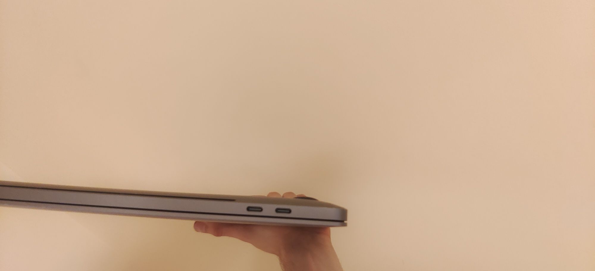 Macbook Pro 16' 2020 touch bar