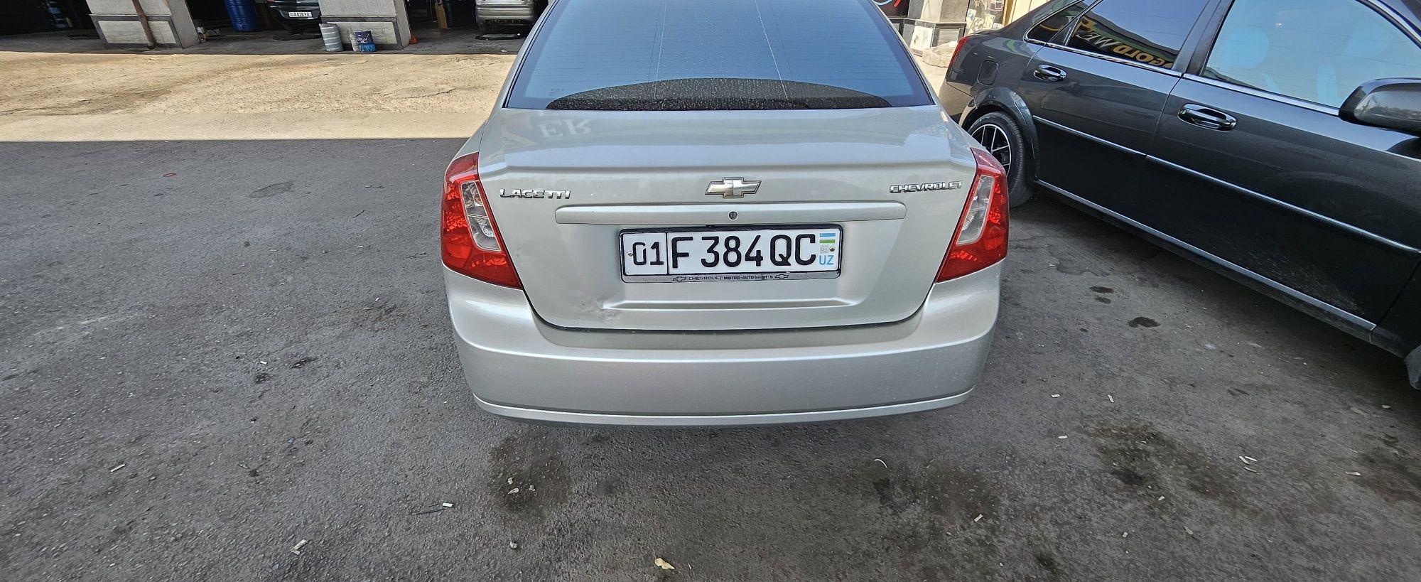 Yurishlari zor ayiblari yoq pultlari bor