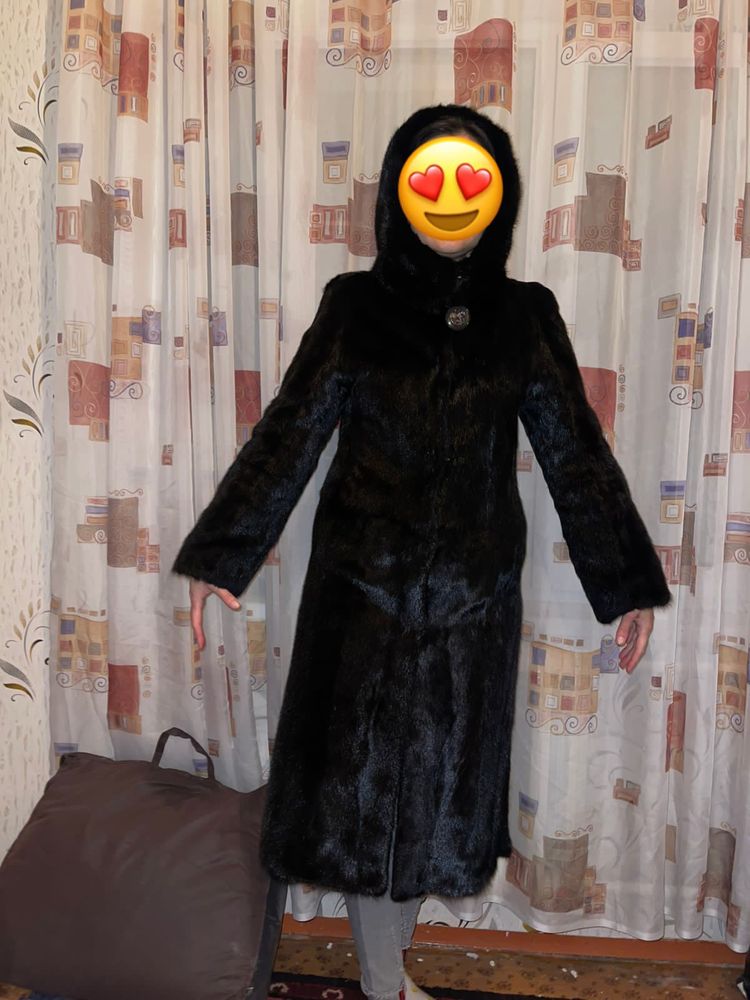 Продаю норковую шубу