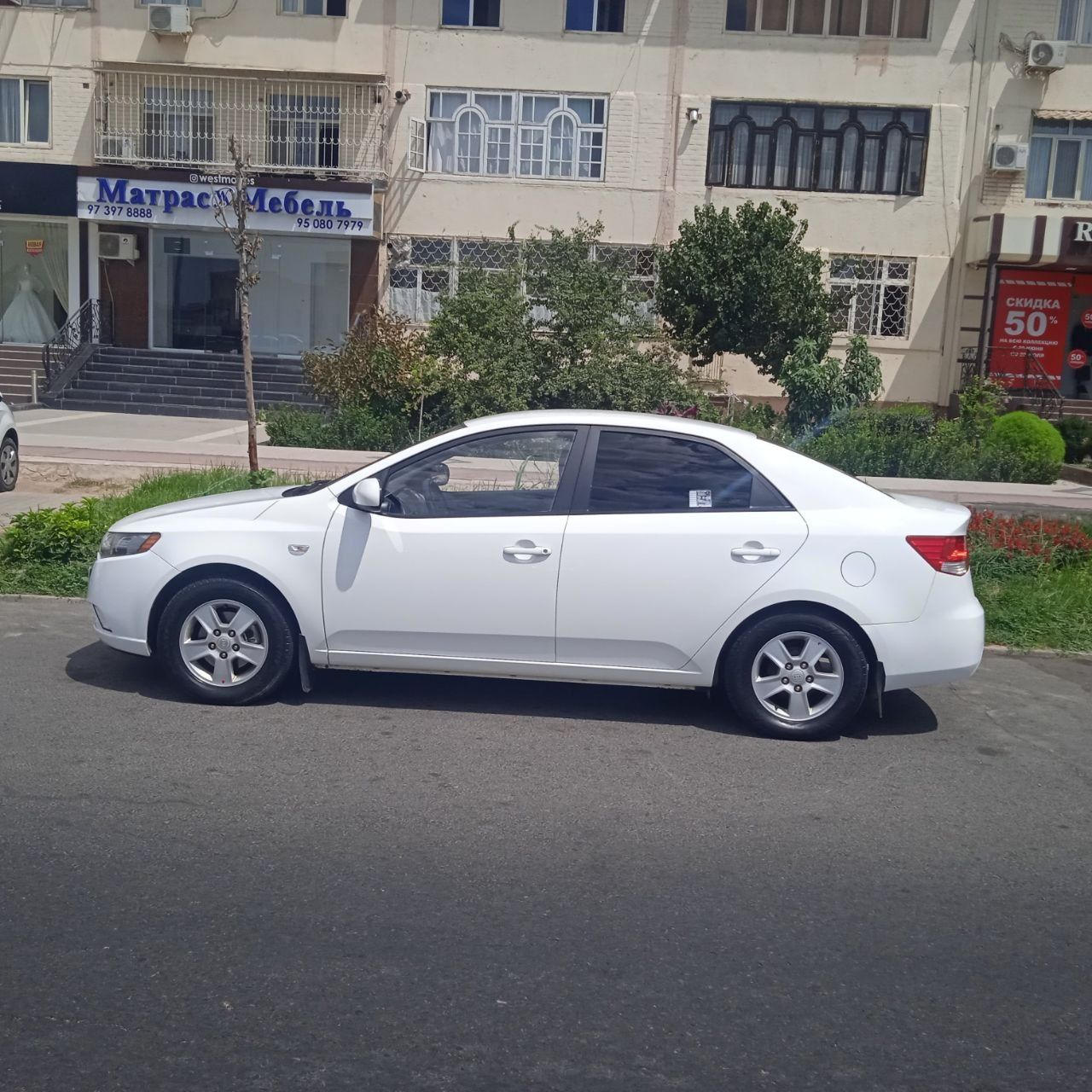 KIA forte sotiladi