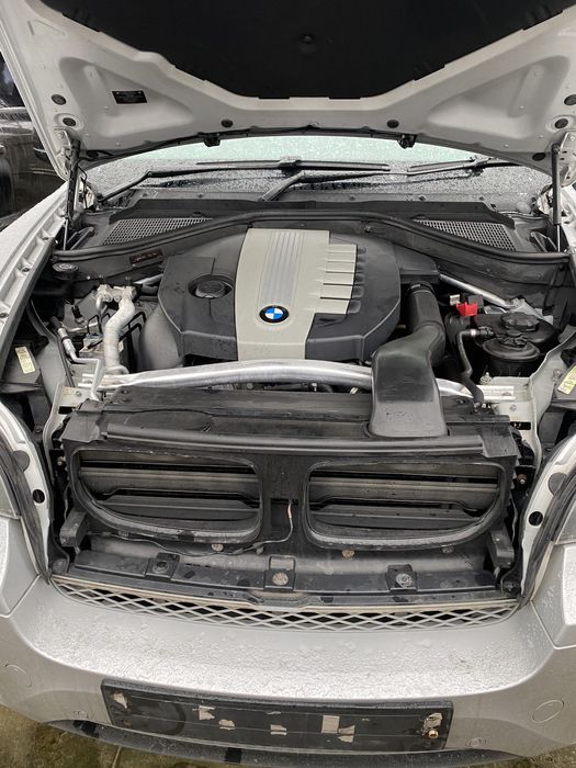 Aripă stânga față BMW X6 E71 2010