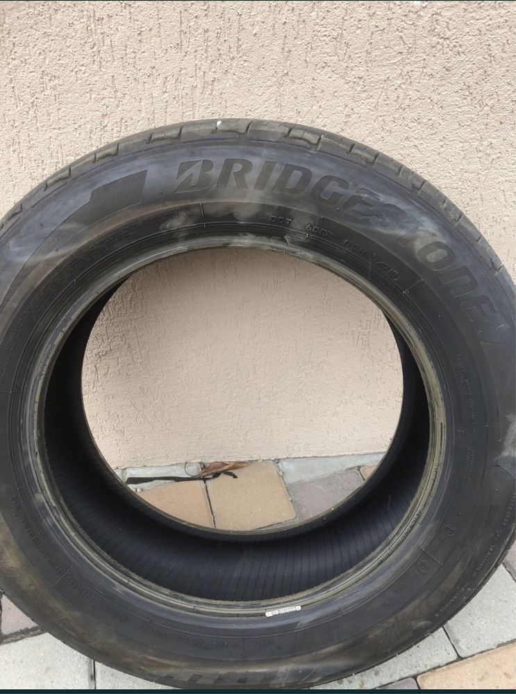 215/60/17 bridgestone