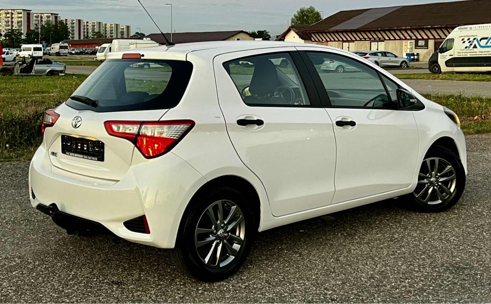 Toyota Yaris An Fab.07/2017 1.0i // 41.000 Km // Recent Adusa !!