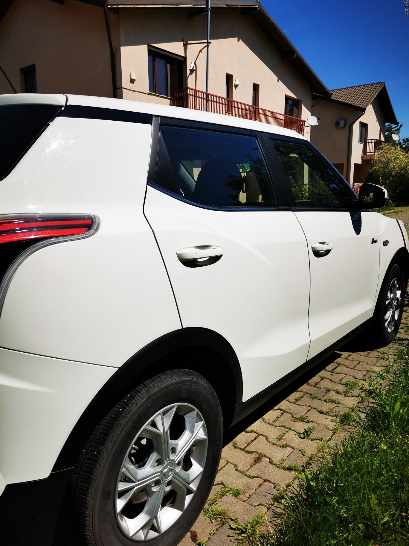 Ssang Yong (KGM) TIVOLI