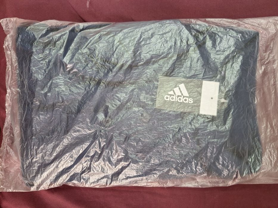Оригинална тениска Adidas 2XL-нова,цвят тъмносин