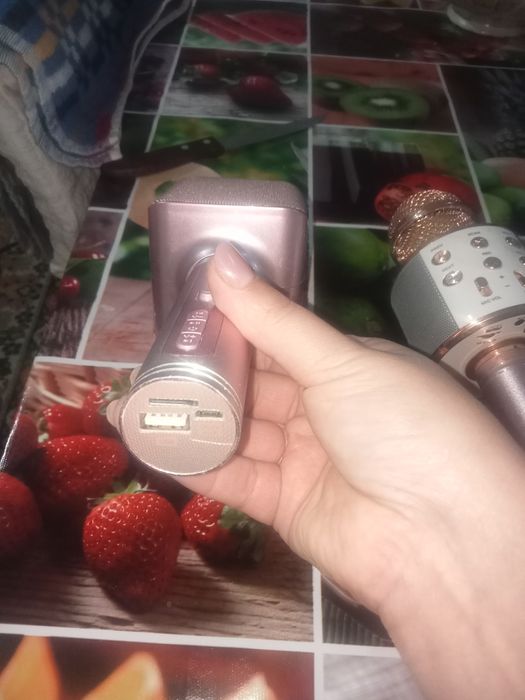 Микрофон колонка продам