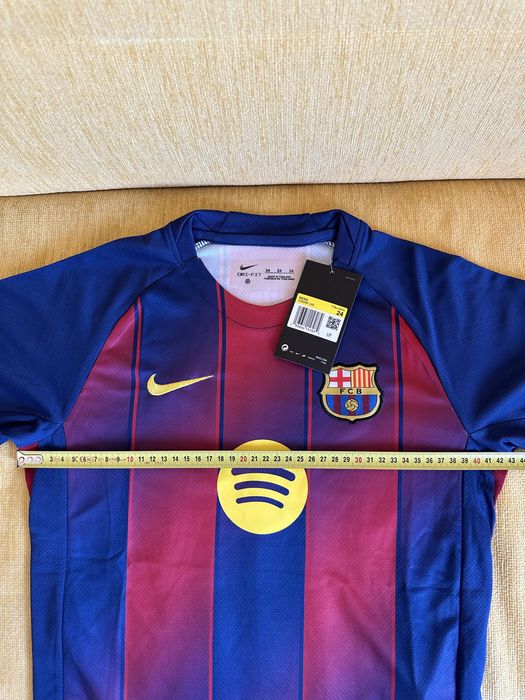 Tricou copii FC Barcelona, 9-10 ani, NOU, set cu pantaloni scurti