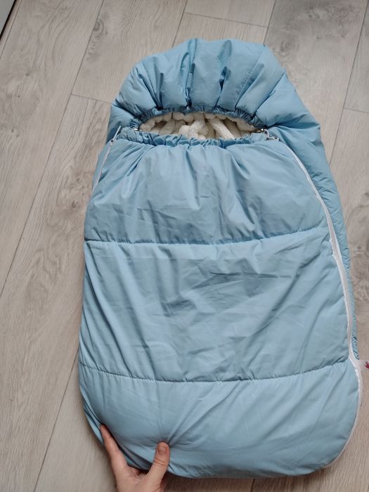 Тёплый зимний конверт для выписки и прогулки