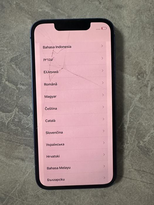 Айфон 13 мини срочно продам