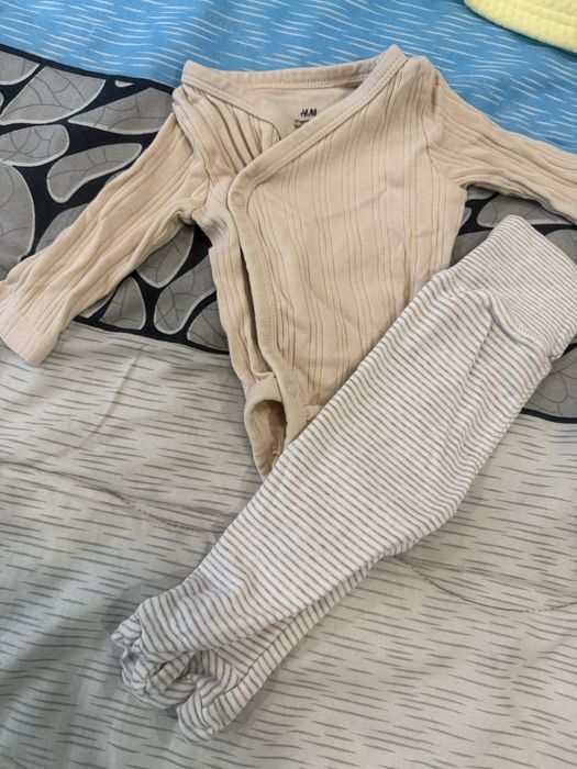 Голям лот дрехи за бебе HM