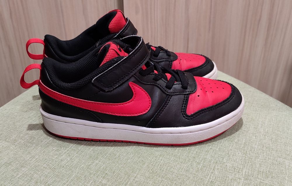 Сникърси Nike Court Borough Low 2