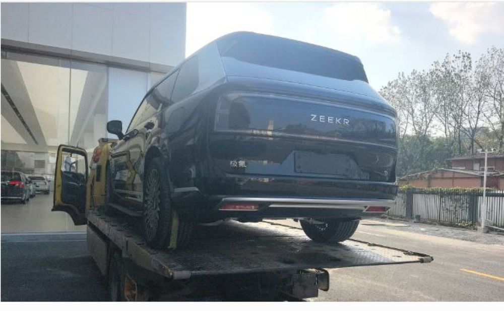 Zeekr 9X -MAX  йулга чиккан .Тез кунда Тошкентга келади