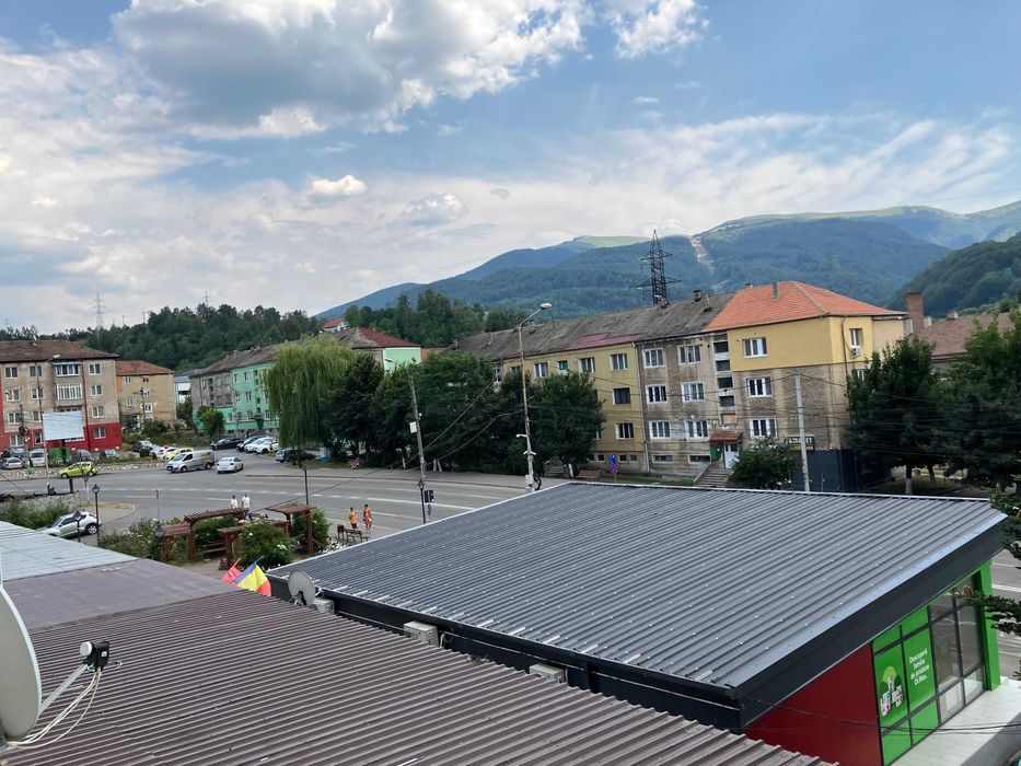 apartamente de vanzare lupeni