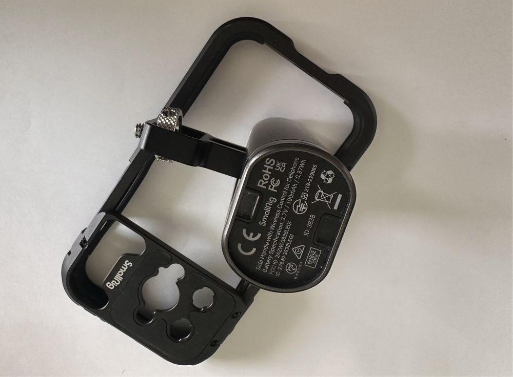 Chage SmallRig pentru iPhone 14 PRO