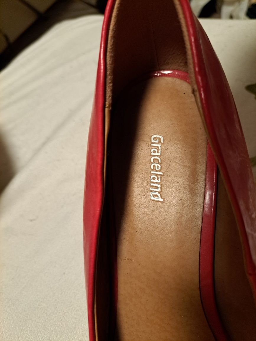 Pantofi cu toc, marca Graceland