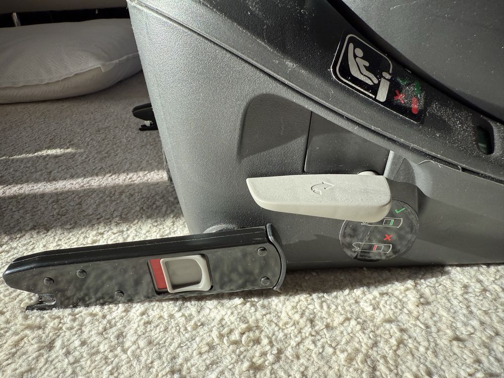Стлоче за кола + isofix Cybex ATON B2 i-SIZE