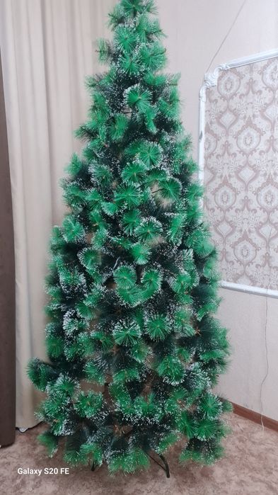 Продам ёлку в хорошем состоянии
