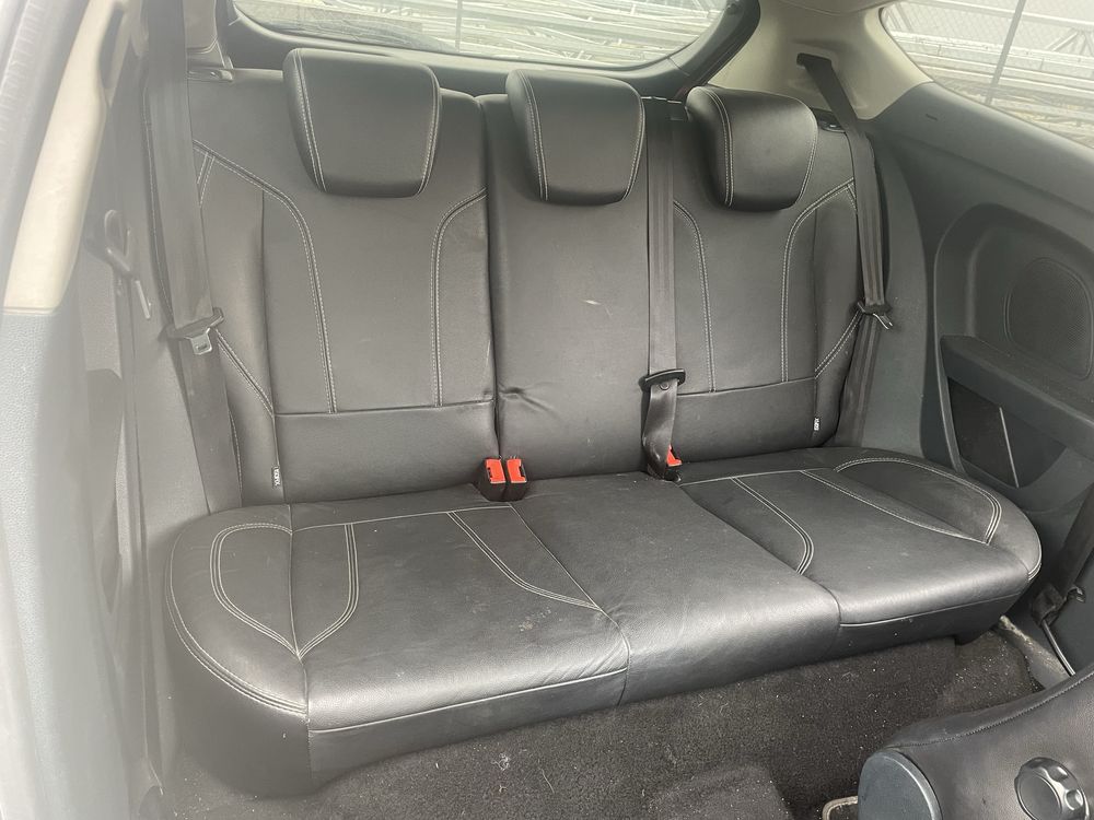 Set scaune Ford Fiesta ST, Piele, incalzite.