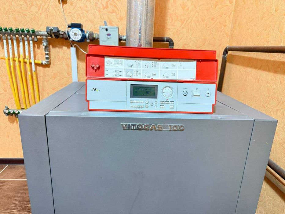 Продается  коттедж в центре города. Можно под коммерцию