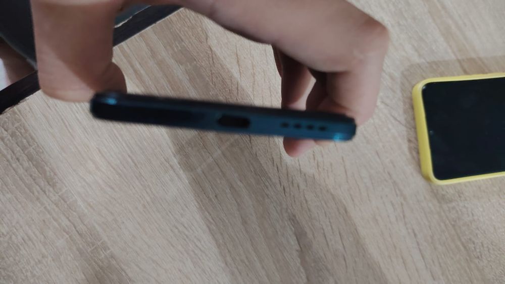 Продам Vivo v23e