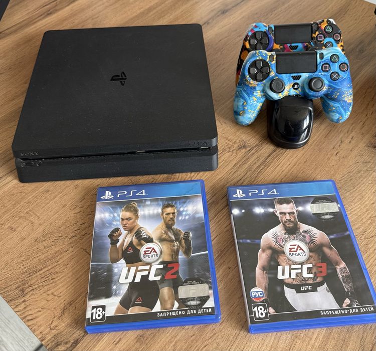 СРОЧНО! продам Ps4 slim