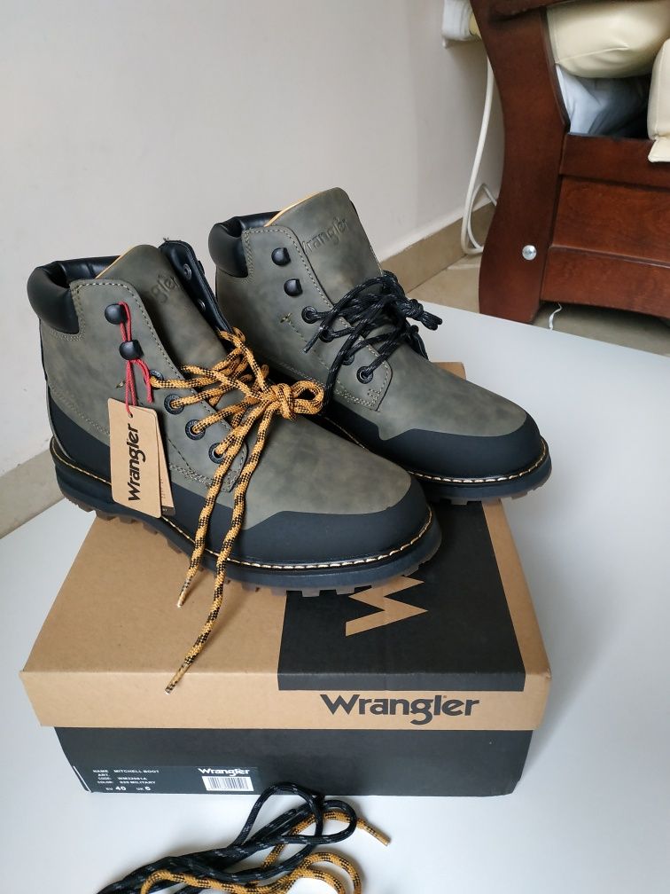 Ghete / Bocanci Wrangler marimea 40