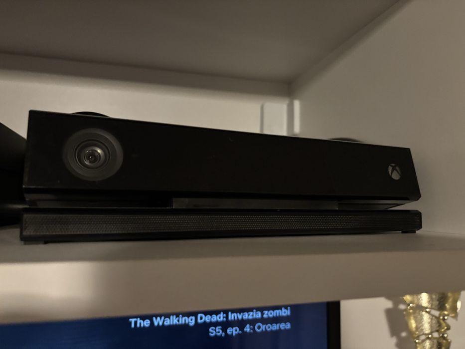 Xbox One Negru
