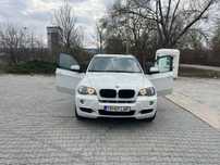 BMW X5 Sunt al 3 proprietar !o vând din cauza ca o folosesc 3 luni pe an!