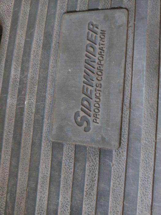 Поодается набор инструментов.