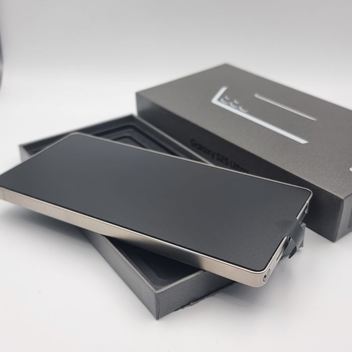 Amanet F28: Telefon Samsung Galaxy S25 Ultra 512GB nou