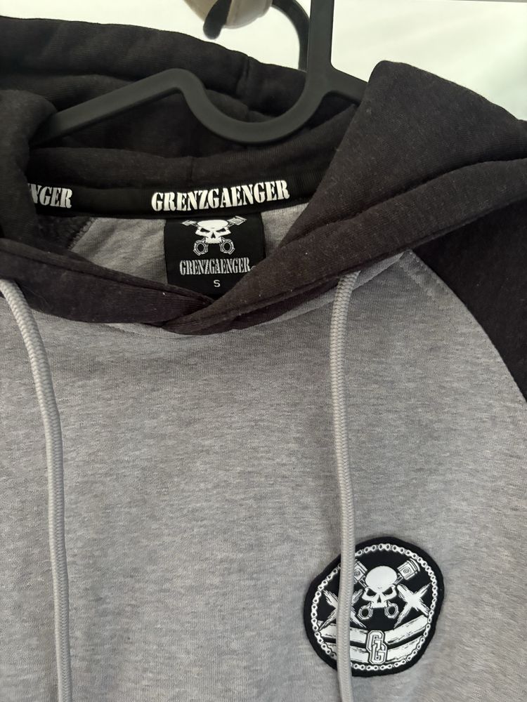 Мъжко худи Grenzgaenger