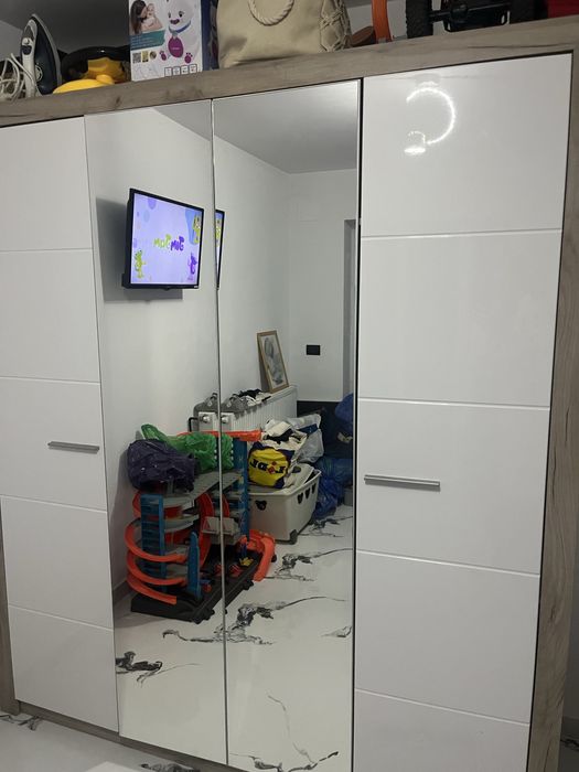 Mobila camera tineret cu pat tip casuta