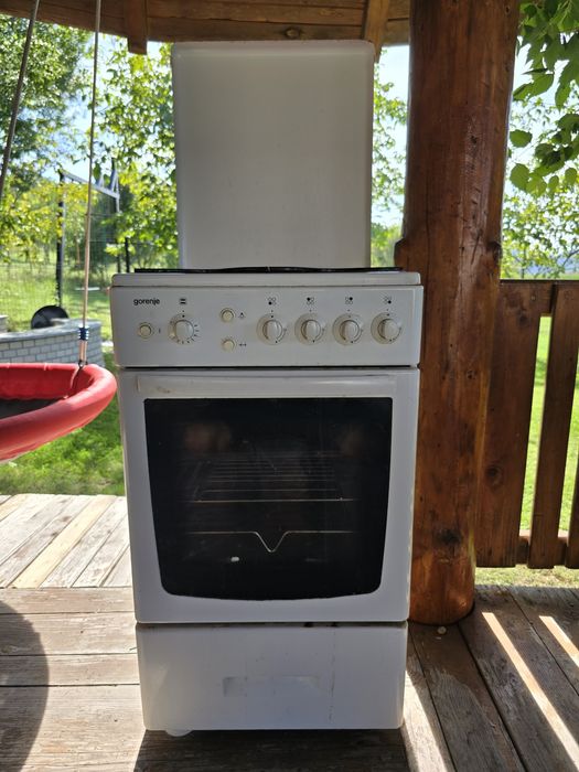 Aragaz gorenje 4 ochiuri si cuptor